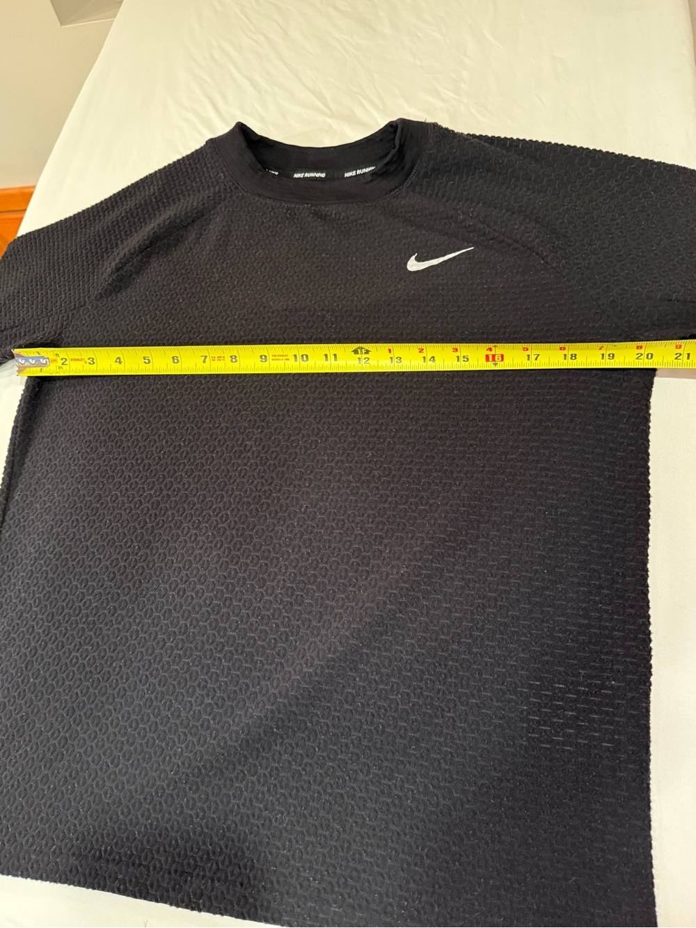 Nike Women's Therma-FIT Element Running Crewneck Sweatshirt Size Medium - Picture 6 of 7